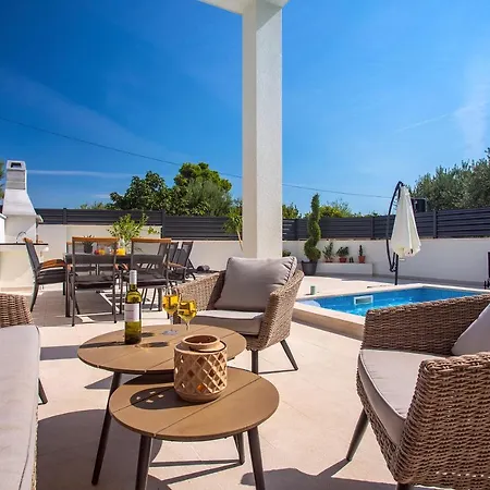 Villa Petra Kaštela